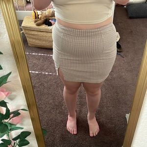 Garage Plaid Mini-Skirt With Slit